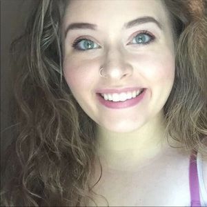 Meet your Posher, Rhea